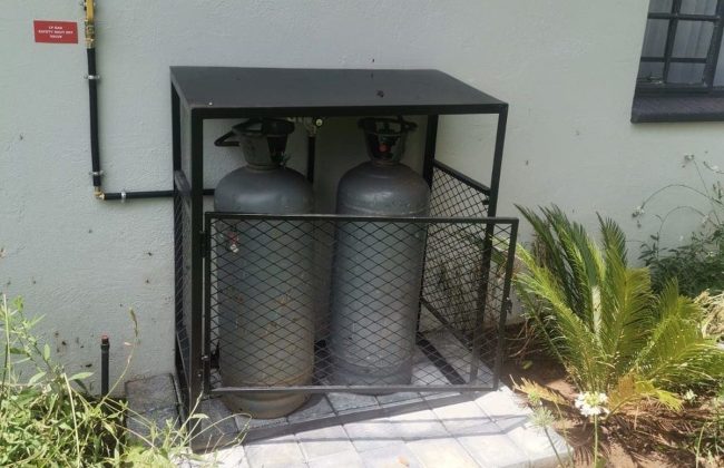 gas cylinder exchange
