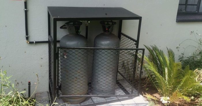 gas cylinder exchange